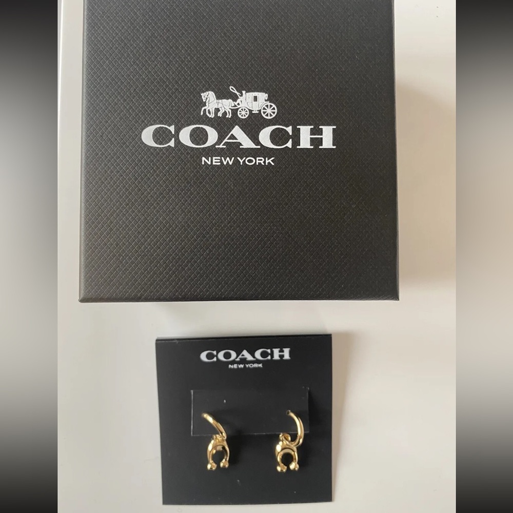 NWT COACH Gift Boxed Hanging C Charm Huggie Earrings Gold